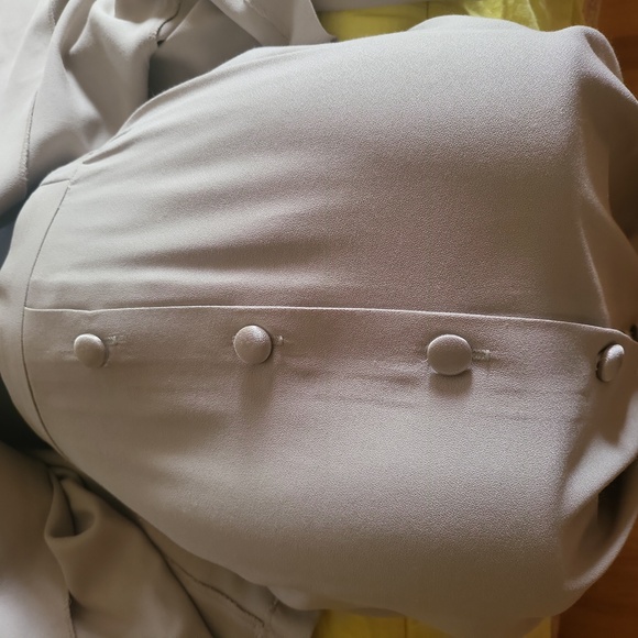 STUDIO ONE SUIT - Picture 7 of 11